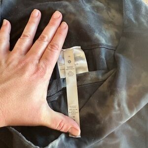 Already sold. The system won’t let me delete.